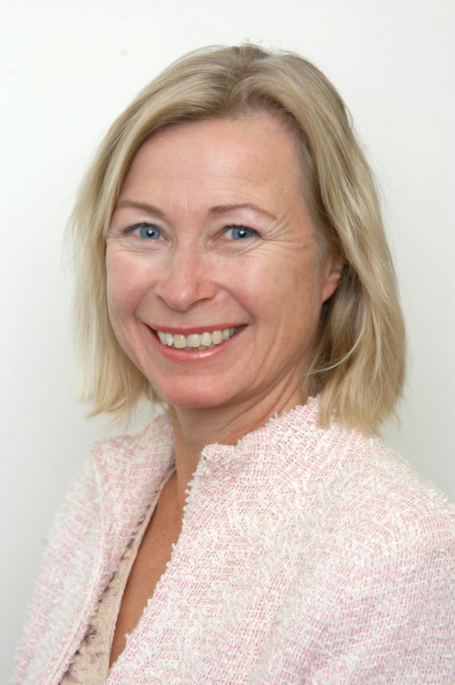 Dr Belinda Scott
